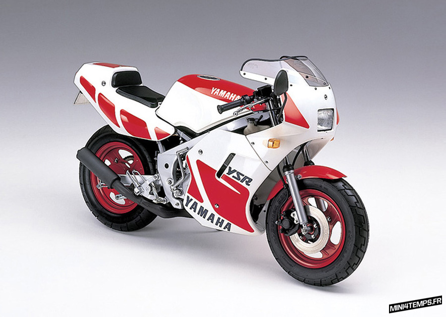 Yamaha YSR 50 rouge et blanc - mini4temps.fr