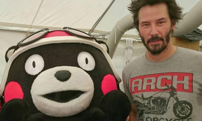 Quand Kumamon rencontre Keanu Reeves à Suzuka - mini4temps.fr