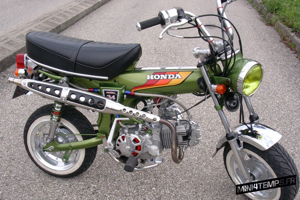 Honda Dax ST70 vert CB500 Four - mini4temps.fr