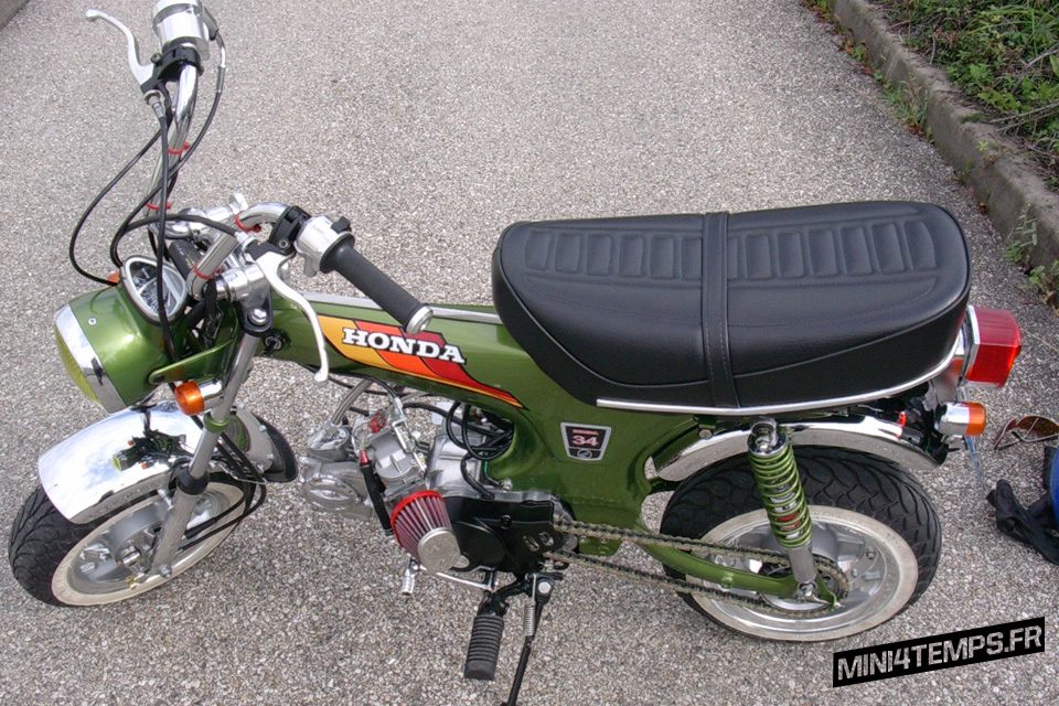 Honda Dax ST70 vert CB500 Four - mini4temps.fr