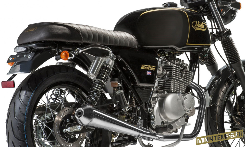Housse Moto 4 Saisons Pour Mash Black Seven 125 - Imperméable, Résistante Aux Déchirures Avec Bandes Réfléchissantes