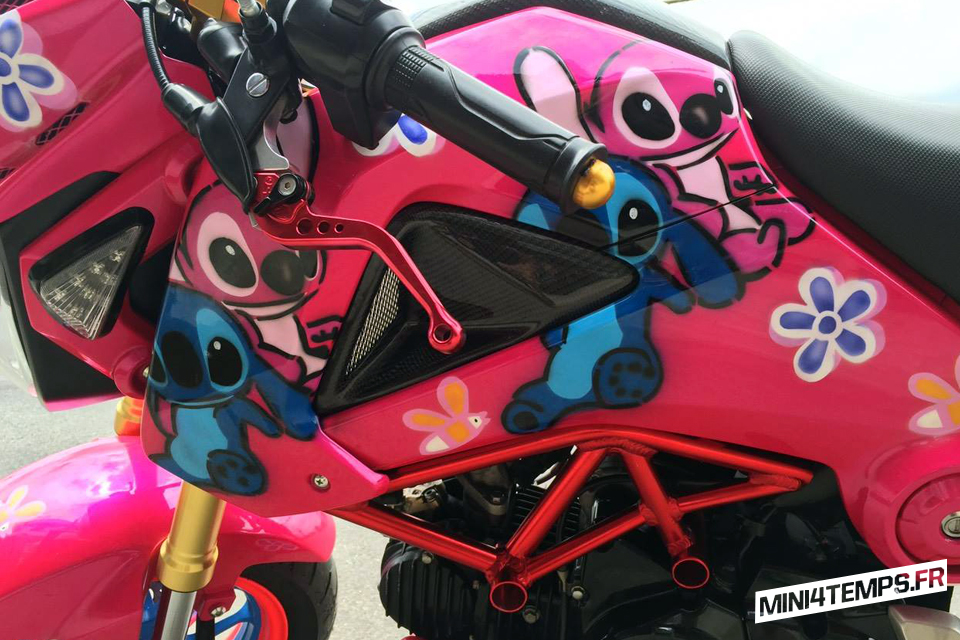 Pink Honda MSX Lilo et Stitch by MSX Accessories - mini4temps.fr