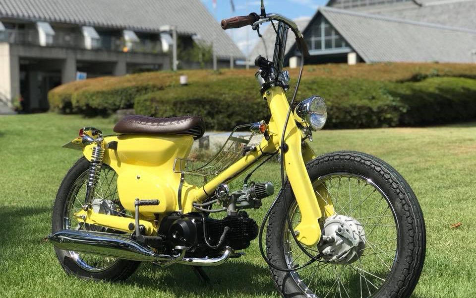 Le Honda Yellow Cub d'Atorika 521 - mini4temps.fr