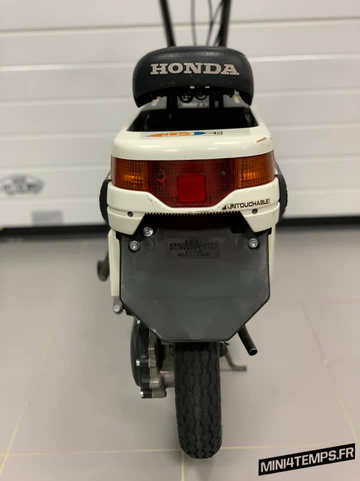 Honda Motocompo blanc à vendre - mini4temps.fr
