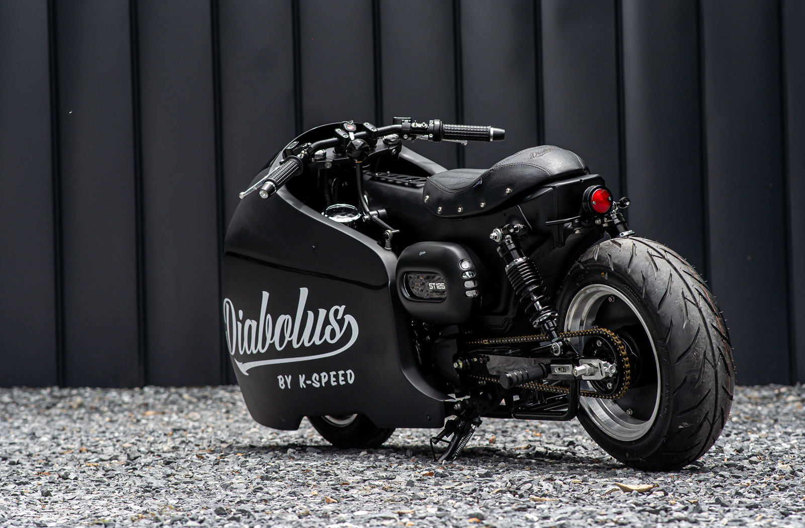 Honda Dax 125 2024 "Diabolus" by K-Speed - Mini4temps.fr