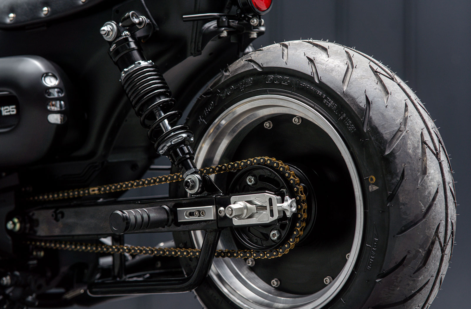 Honda Dax 125 2024 "Diabolus" by K-Speed - Mini4temps.fr