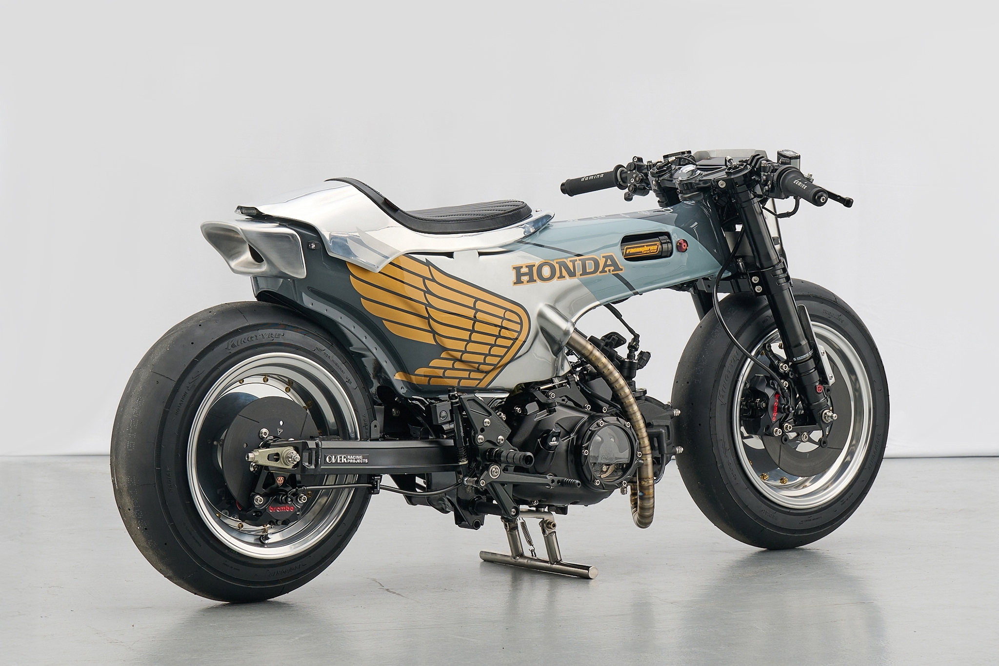 Le Honda ST125 Dax "N.J. Raptor" de Jzo Crafts - Mini4temps.fr