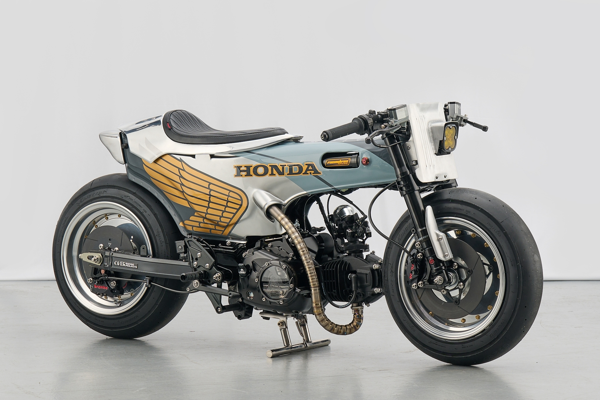 Le Honda ST125 Dax "N.J. Raptor" de Jzo Crafts - Mini4temps.fr
