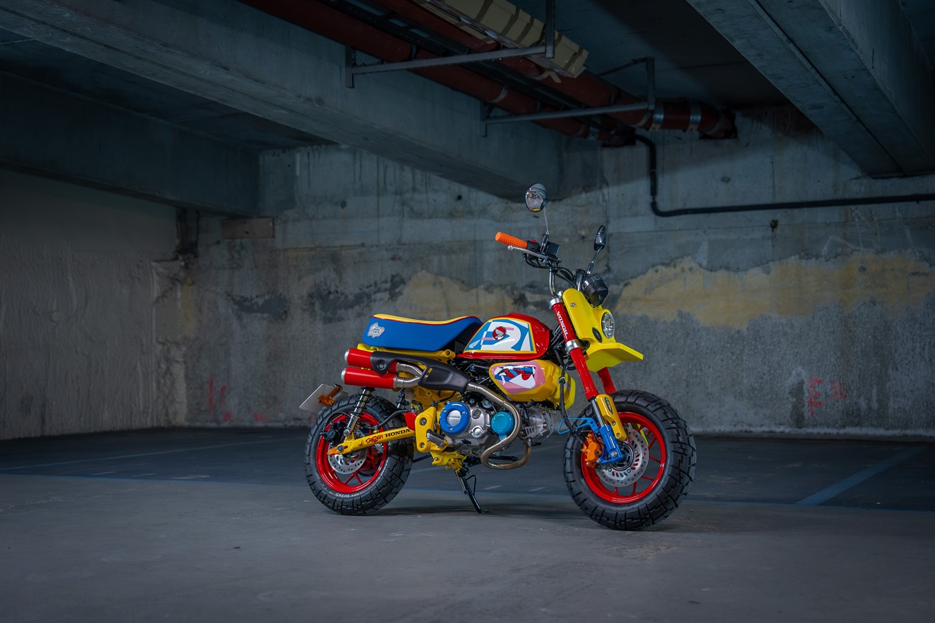 Honda Monkey 125 Tokyo by Grems et George Woodman - Mini4temps.fr