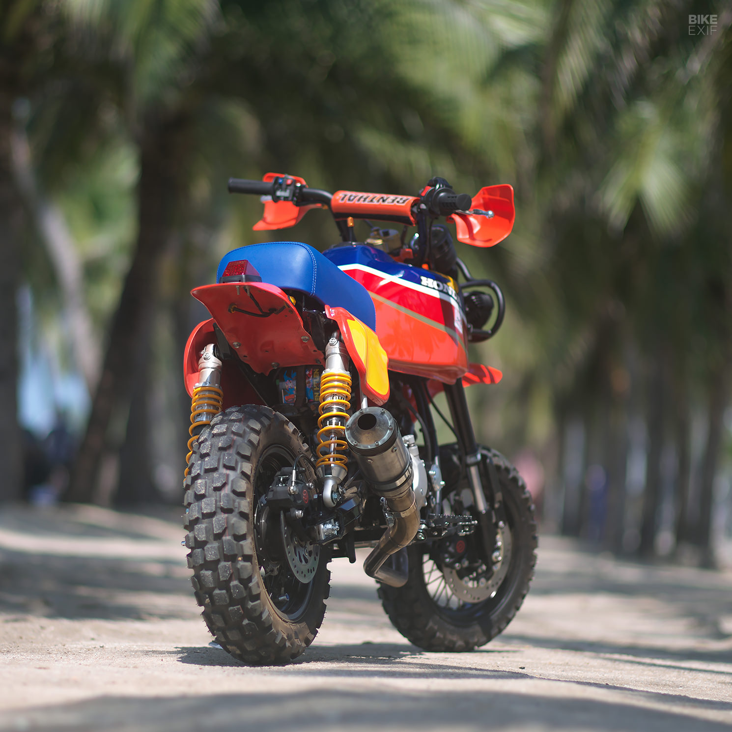 Le Honda Monkey Big Red d'Ek Chalermphol - Mini4temps.fr