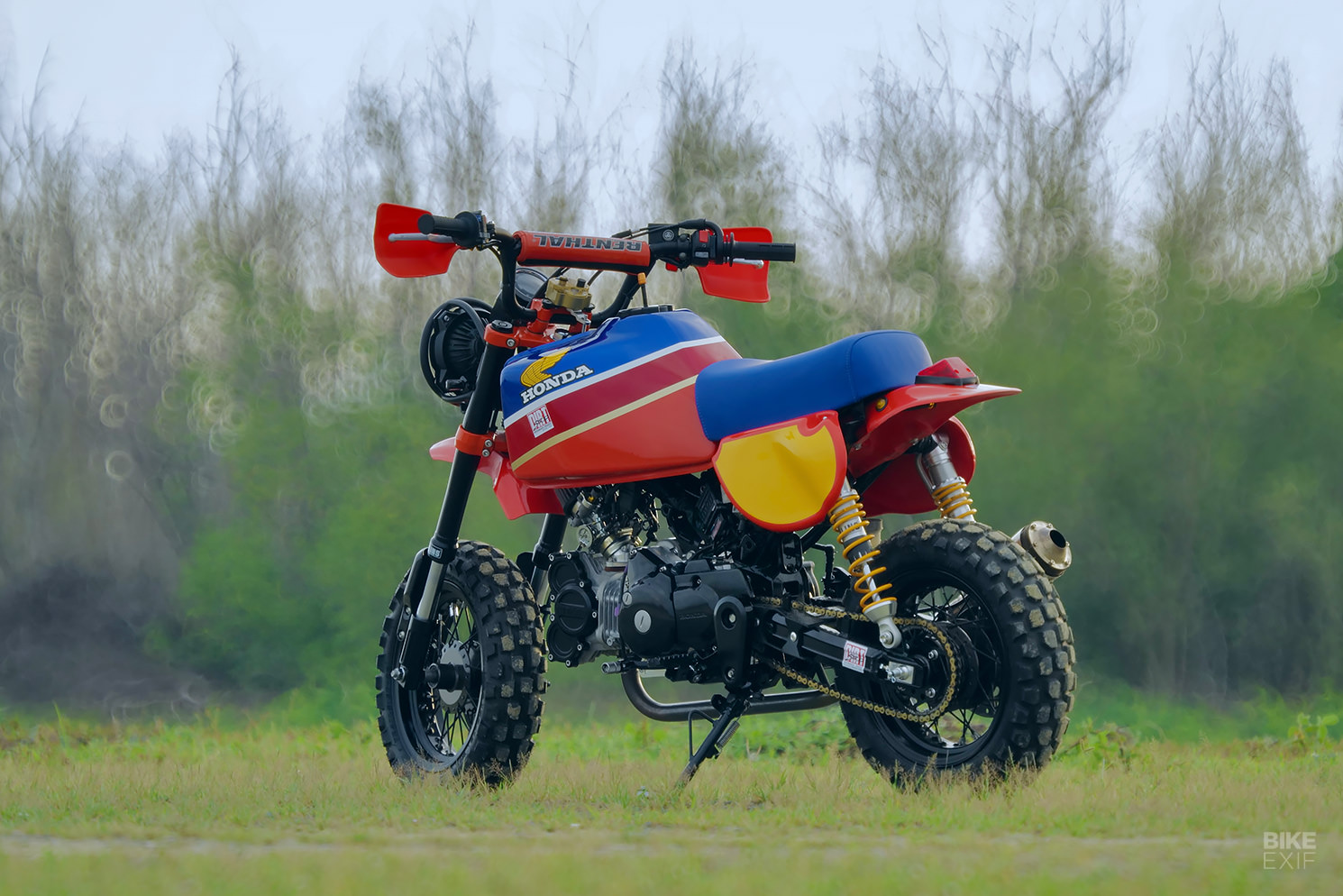 Le Honda Monkey Big Red d'Ek Chalermphol - Mini4temps.fr