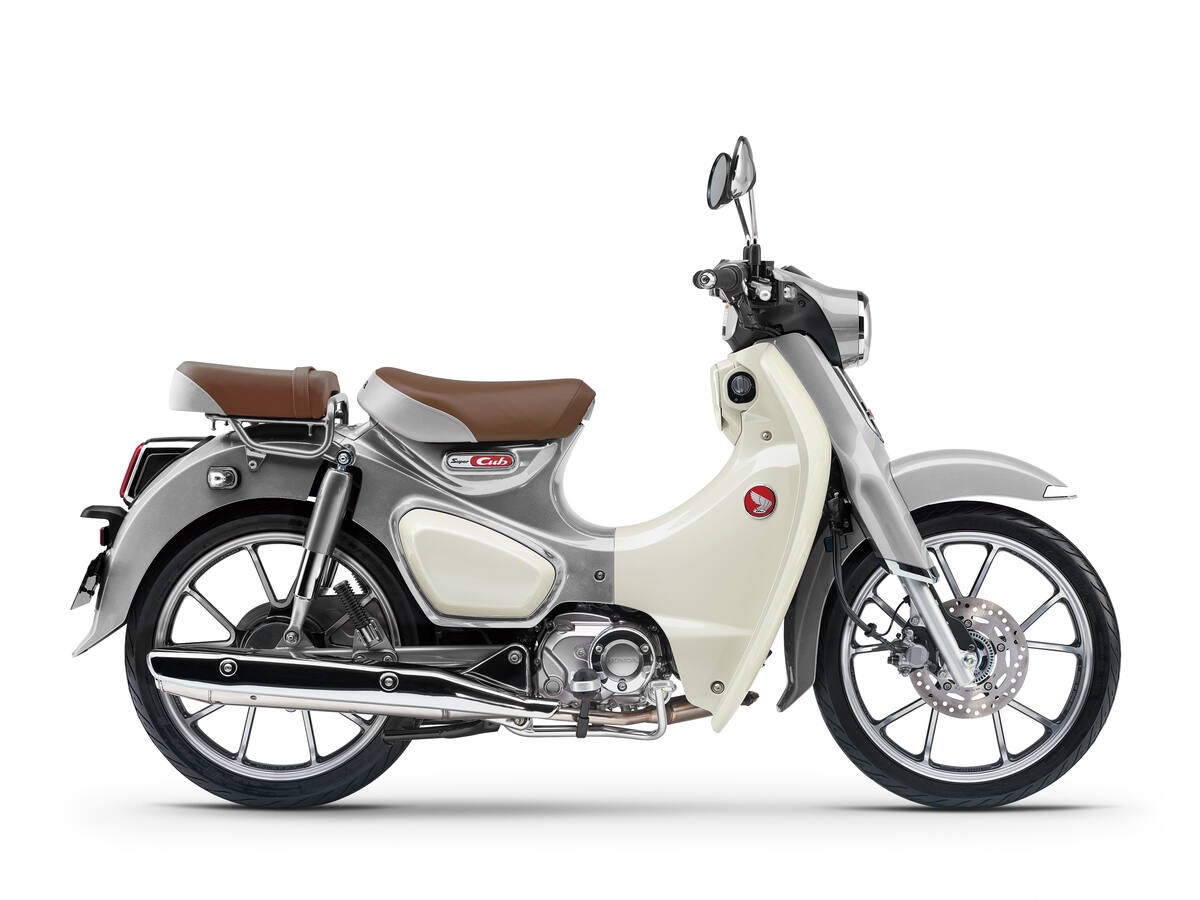 Honda Super Cub C125 2026 Premium Silver Metallic - Mini4temps.fr